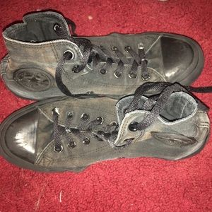 all black converse!